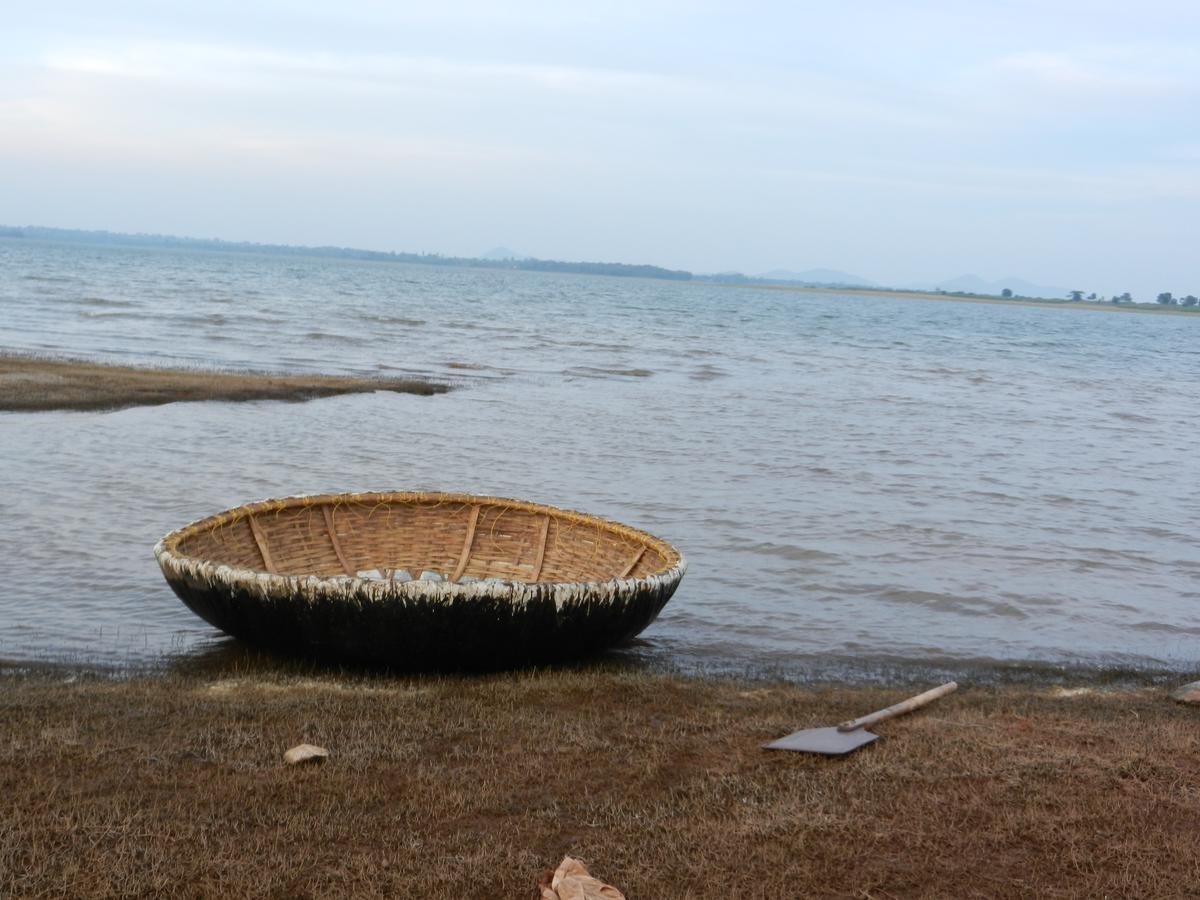 Отель Red Earth Kabini Begur Экстерьер фото